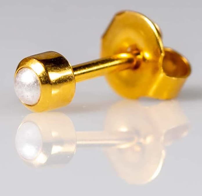 GOLD PLATE STUD - Pearl Cabachon