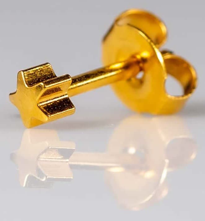GOLD PLATE STUD - Star Shape