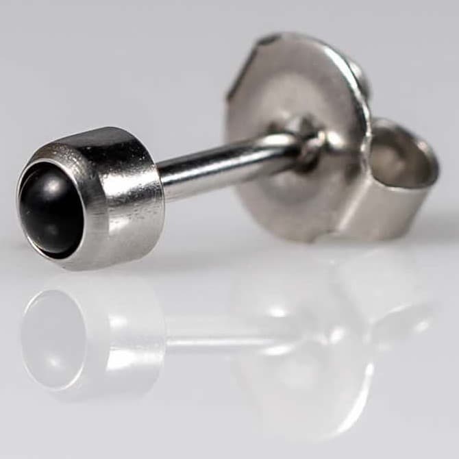 STAINLESS POLISHED STUD - Black Onyx Cabachon
